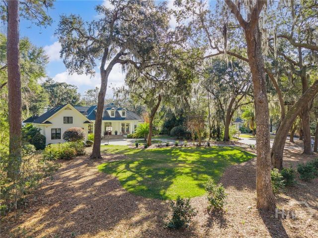2 Kittiwake Lane, Savannah, GA 31411