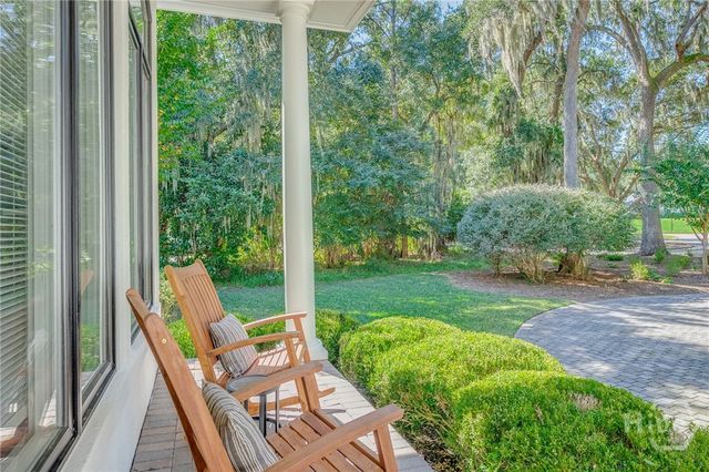 2 Kittiwake Lane, Savannah, GA 31411
