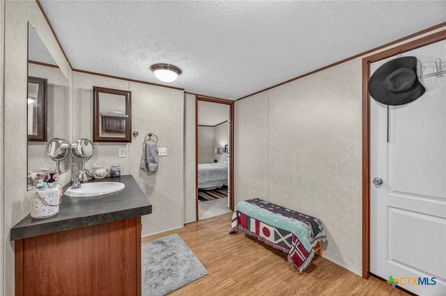 1340 County Road 344, Gonzales, TX 78629