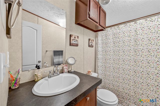 1340 County Road 344, Gonzales, TX 78629