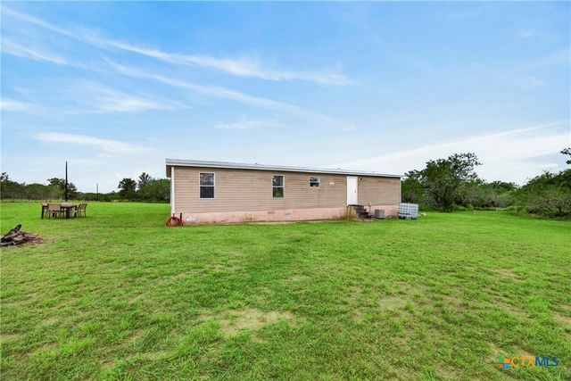 1340 County Road 344, Gonzales, TX 78629