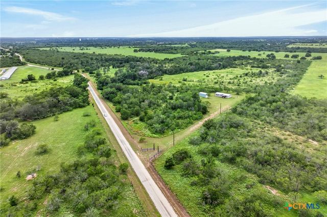 1340 County Road 344, Gonzales, TX 78629