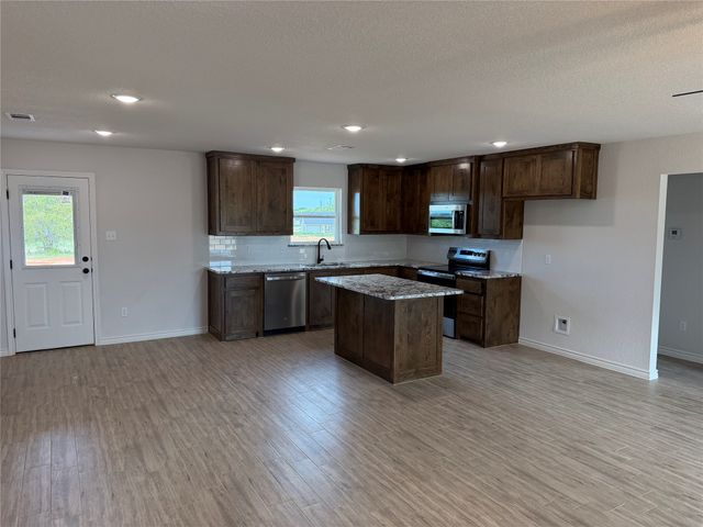 190 Earp Road, Springtown, TX 76082