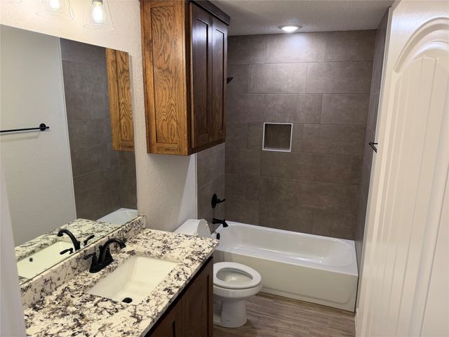 190 Earp Road, Springtown, TX 76082