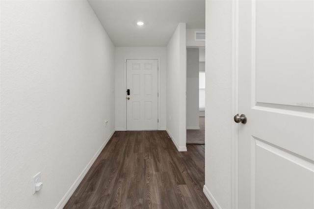 1040 SHERWIN STREET, Port Charlotte, FL 33953