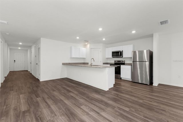 1040 SHERWIN STREET, Port Charlotte, FL 33953