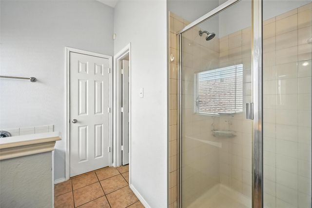 4917 Summer Oaks Lane, Fort Worth, TX 76123