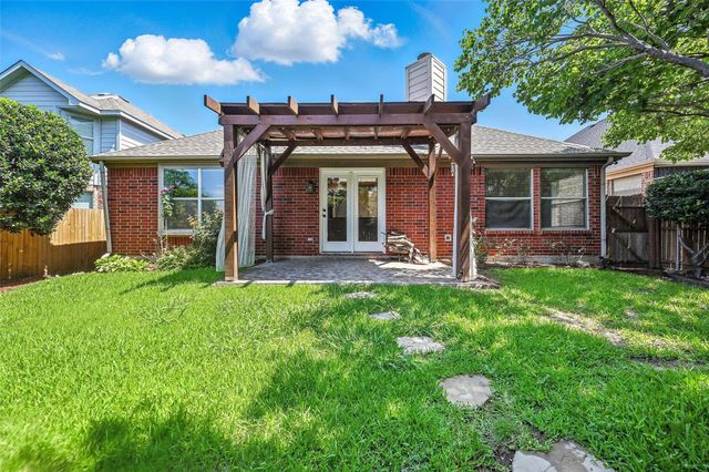 4917 Summer Oaks Lane, Fort Worth, TX 76123