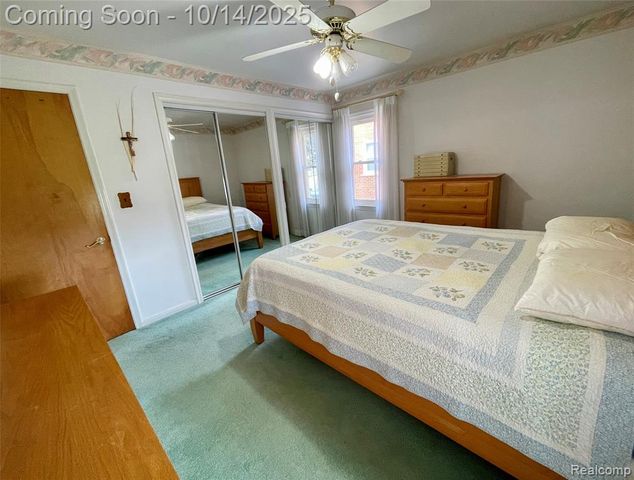 9325 Ruth Ave, Allen Park, MI 48101