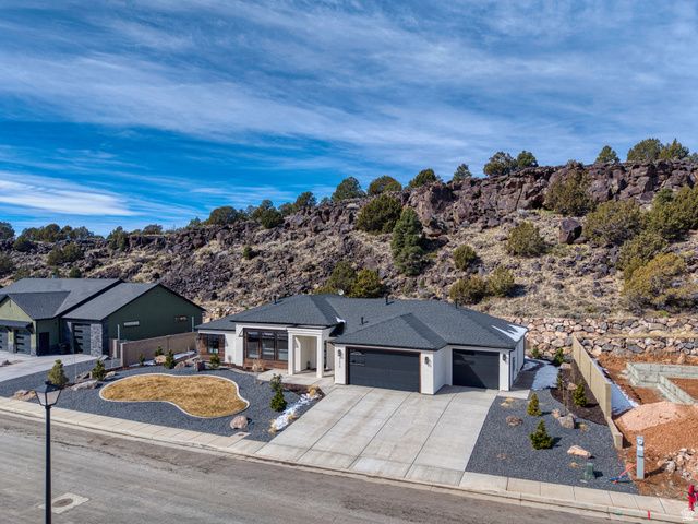 2274 S CANYON CIR, Cedar City, UT 84720