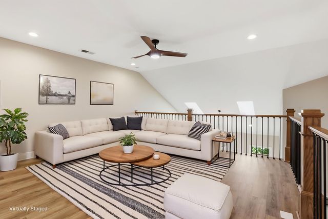 240 Sugartree Lane, Versailles, KY 40383