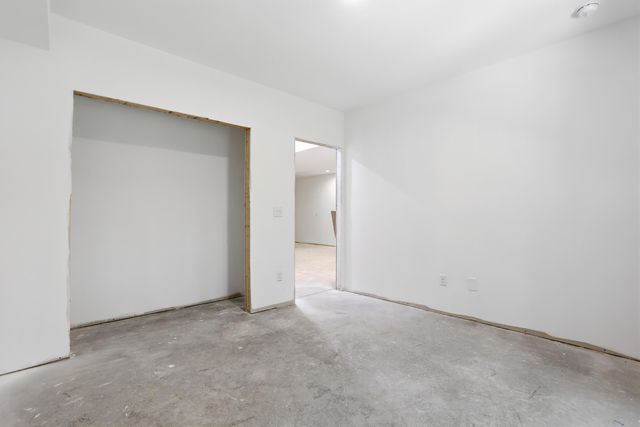 240 Sugartree Lane, Versailles, KY 40383