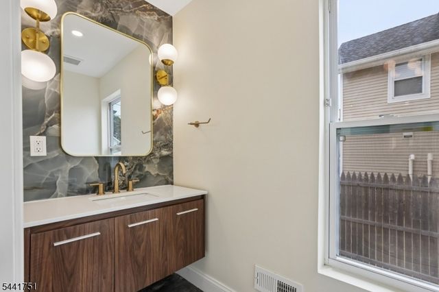 23 Morse Ave, Edison Twp., NJ 08817