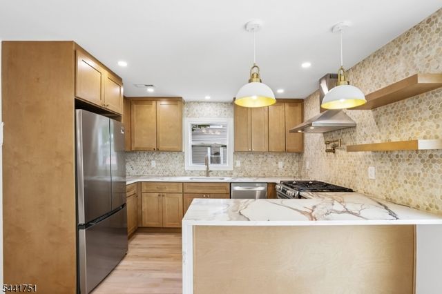 23 Morse Ave, Edison Twp., NJ 08817