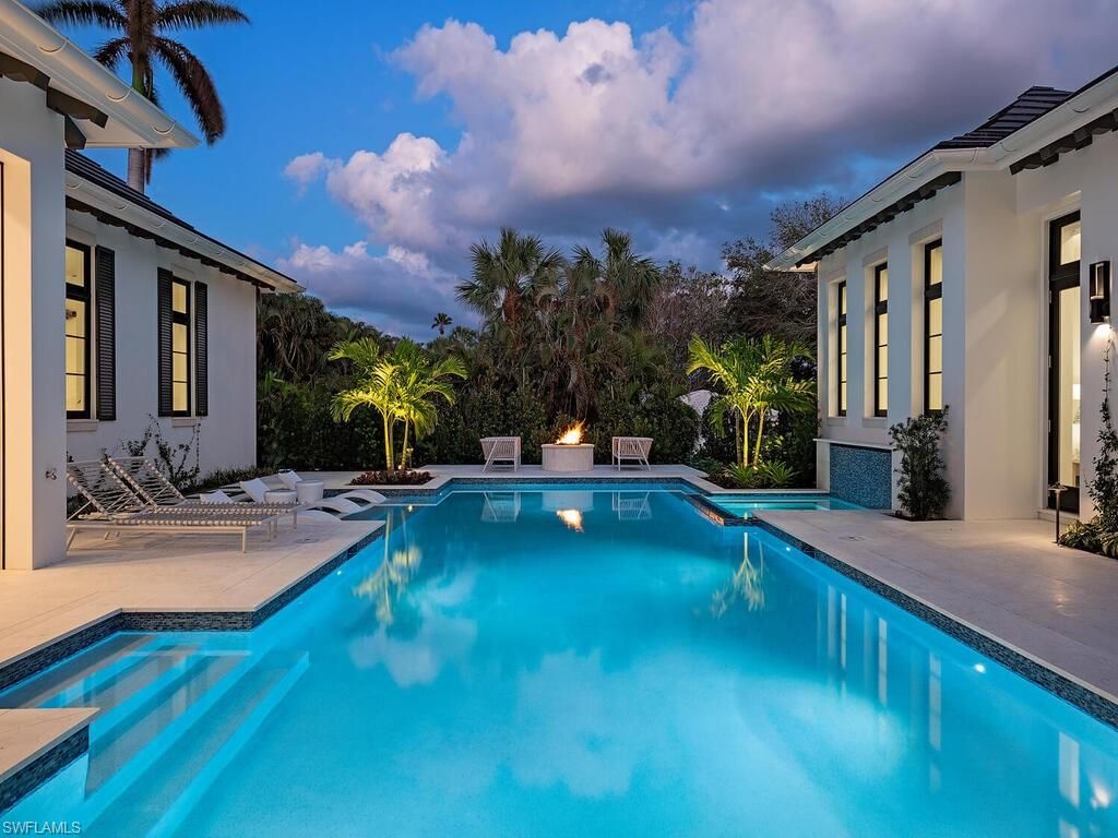 1795 Gordon DR, NAPLES, FL 34102 — photo 4