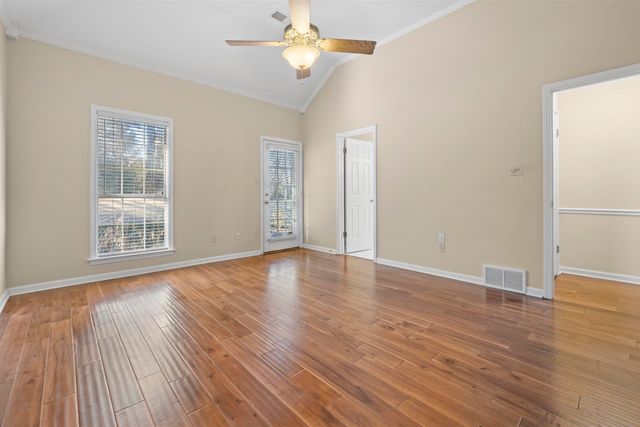 1819 W PHEASANT ACRES LN, Memphis, TN 38016