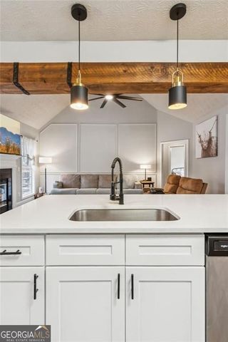 5595 Vaughn Road, Woodstock, GA 30188