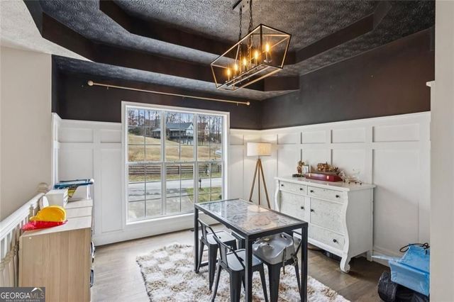 5595 Vaughn Road, Woodstock, GA 30188