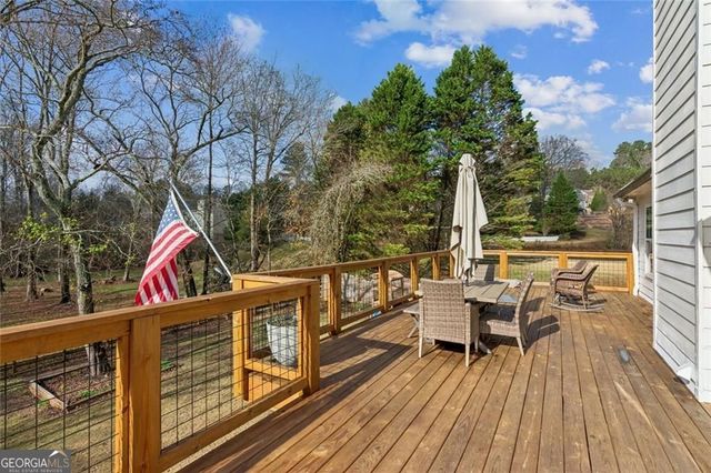 5595 Vaughn Road, Woodstock, GA 30188