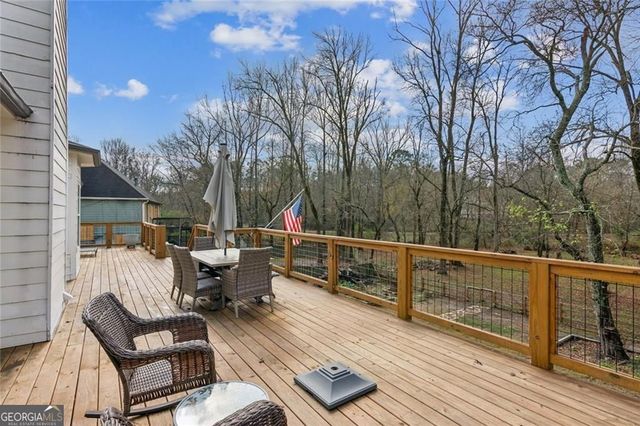 5595 Vaughn Road, Woodstock, GA 30188