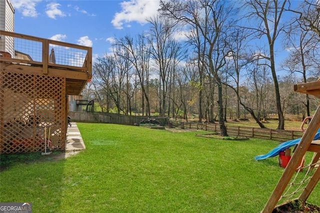 5595 Vaughn Road, Woodstock, GA 30188