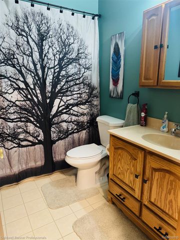 412 Rosette Street, Holly Village, MI 48442