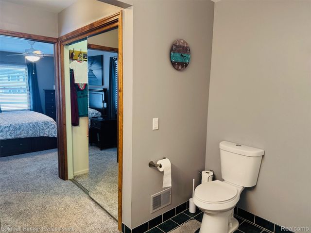 412 Rosette Street, Holly Village, MI 48442