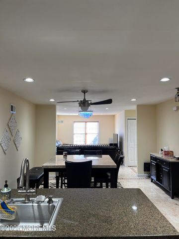 264 Midland Avenue 32, Saddle Brook, NJ 07663