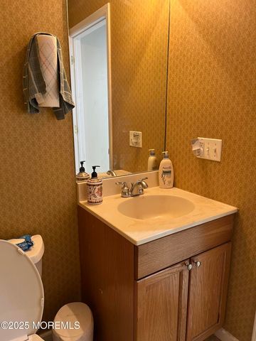 264 Midland Avenue 32, Saddle Brook, NJ 07663