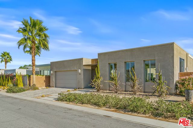 658 Dominion Way, Palm Springs, CA 92262