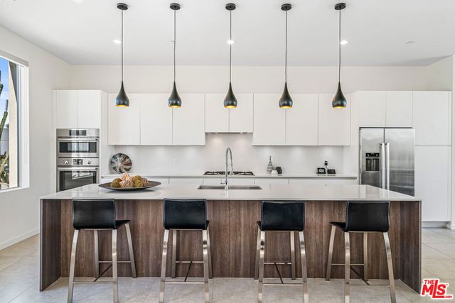 658 Dominion Way, Palm Springs, CA 92262