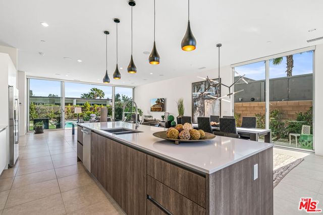 658 Dominion Way, Palm Springs, CA 92262