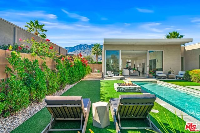 658 Dominion Way, Palm Springs, CA 92262