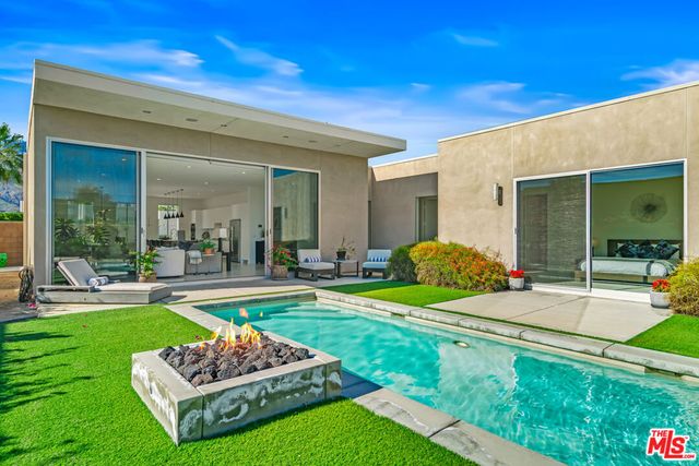 658 Dominion Way, Palm Springs, CA 92262