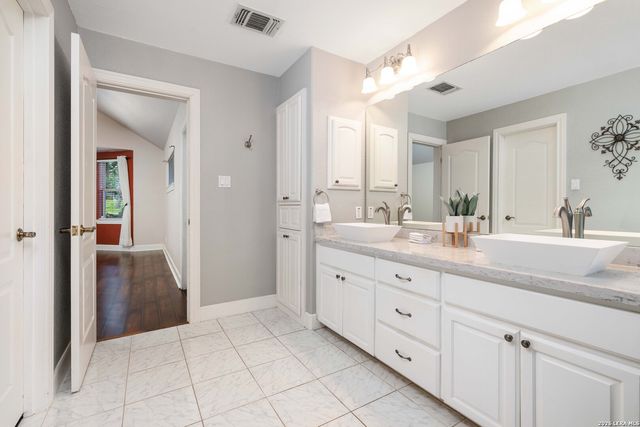 26307 Dancing Bear, San Antonio, TX 78260
