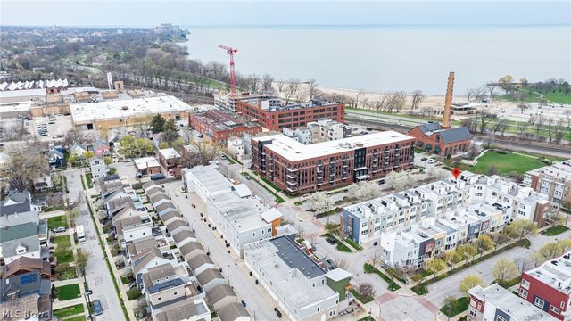 1245 W 75th Street D-1245, Cleveland, OH 44102