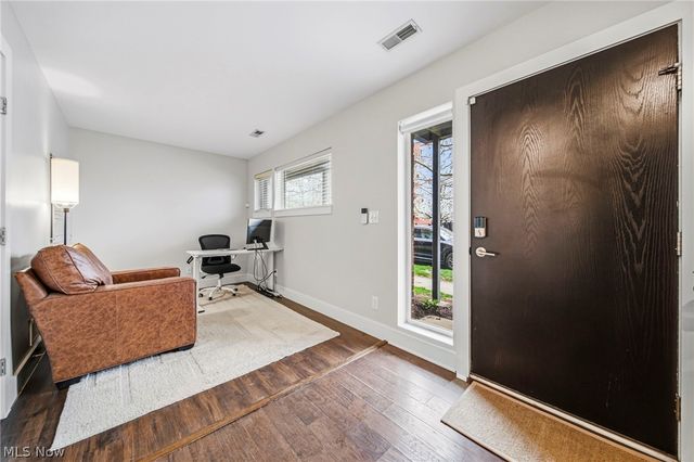 1245 W 75th Street D-1245, Cleveland, OH 44102
