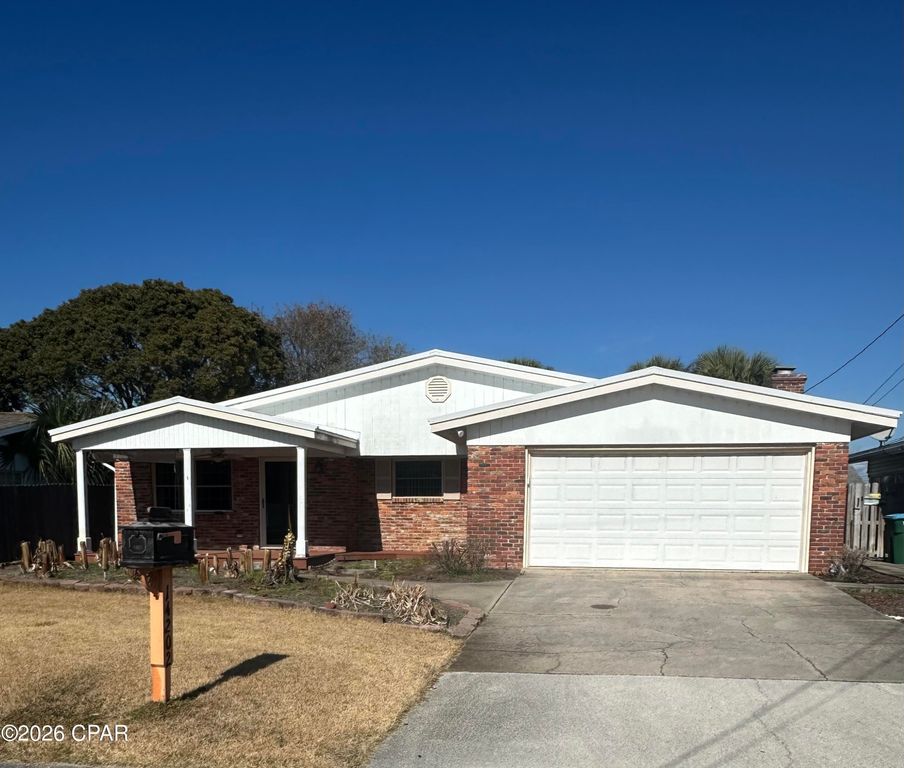 Image 17 of property listing at 14202 Bay Avenue, Panama City Beach, FL 32413