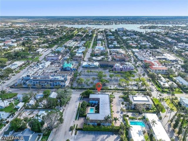 1222 Gordon DR O-15, Naples, FL 34102