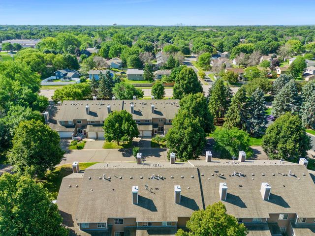 9915 Fillmore Street NE, Blaine, MN 55434