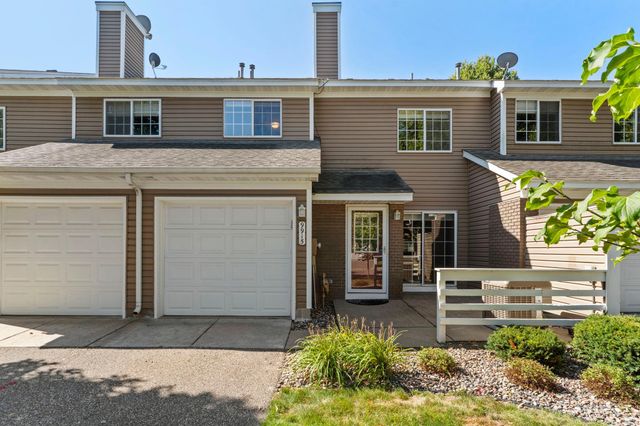 9915 Fillmore Street NE, Blaine, MN 55434