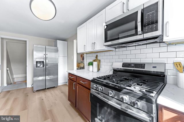 1003 FOXRIDGE LN, Baltimore, MD 21221