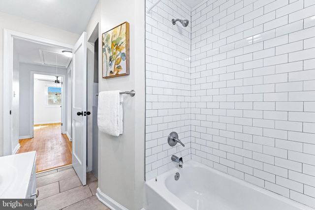 1003 FOXRIDGE LN, Baltimore, MD 21221