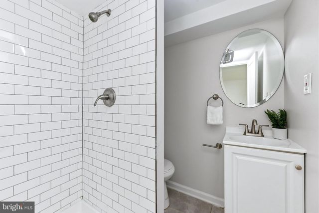 1003 FOXRIDGE LN, Baltimore, MD 21221