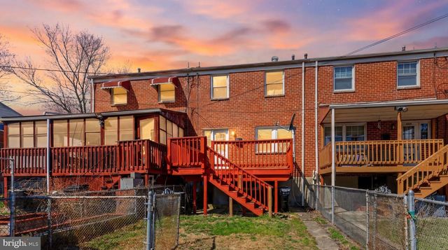 1003 FOXRIDGE LN, Baltimore, MD 21221