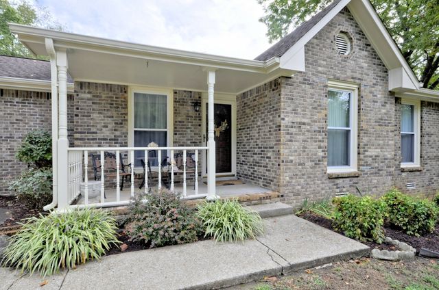 141 RICHVIEW RD, S, Clarksville, TN 37043