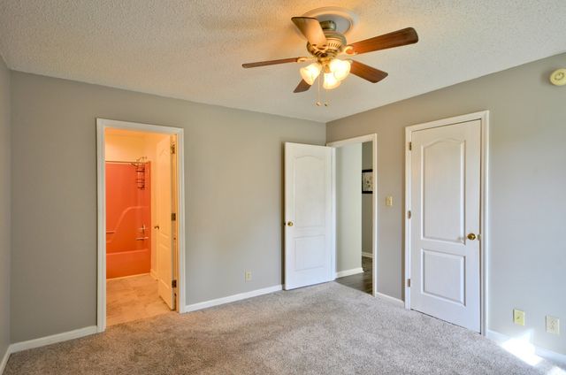 141 RICHVIEW RD, S, Clarksville, TN 37043