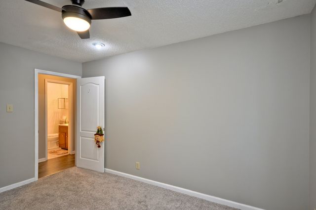 141 RICHVIEW RD, S, Clarksville, TN 37043