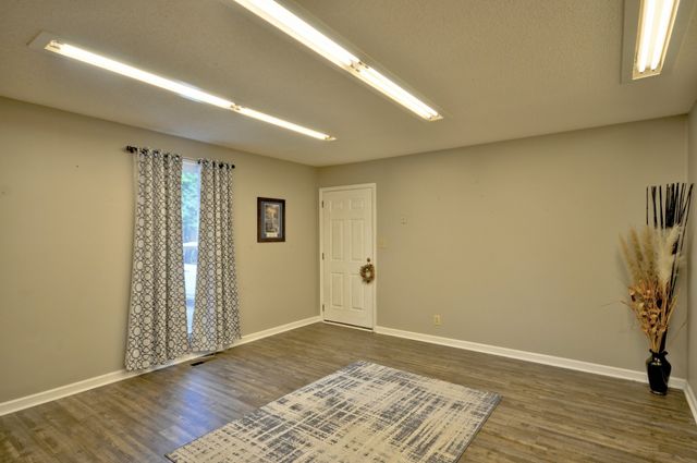 141 RICHVIEW RD, S, Clarksville, TN 37043