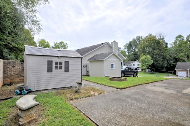 141 RICHVIEW RD, S, Clarksville, TN 37043